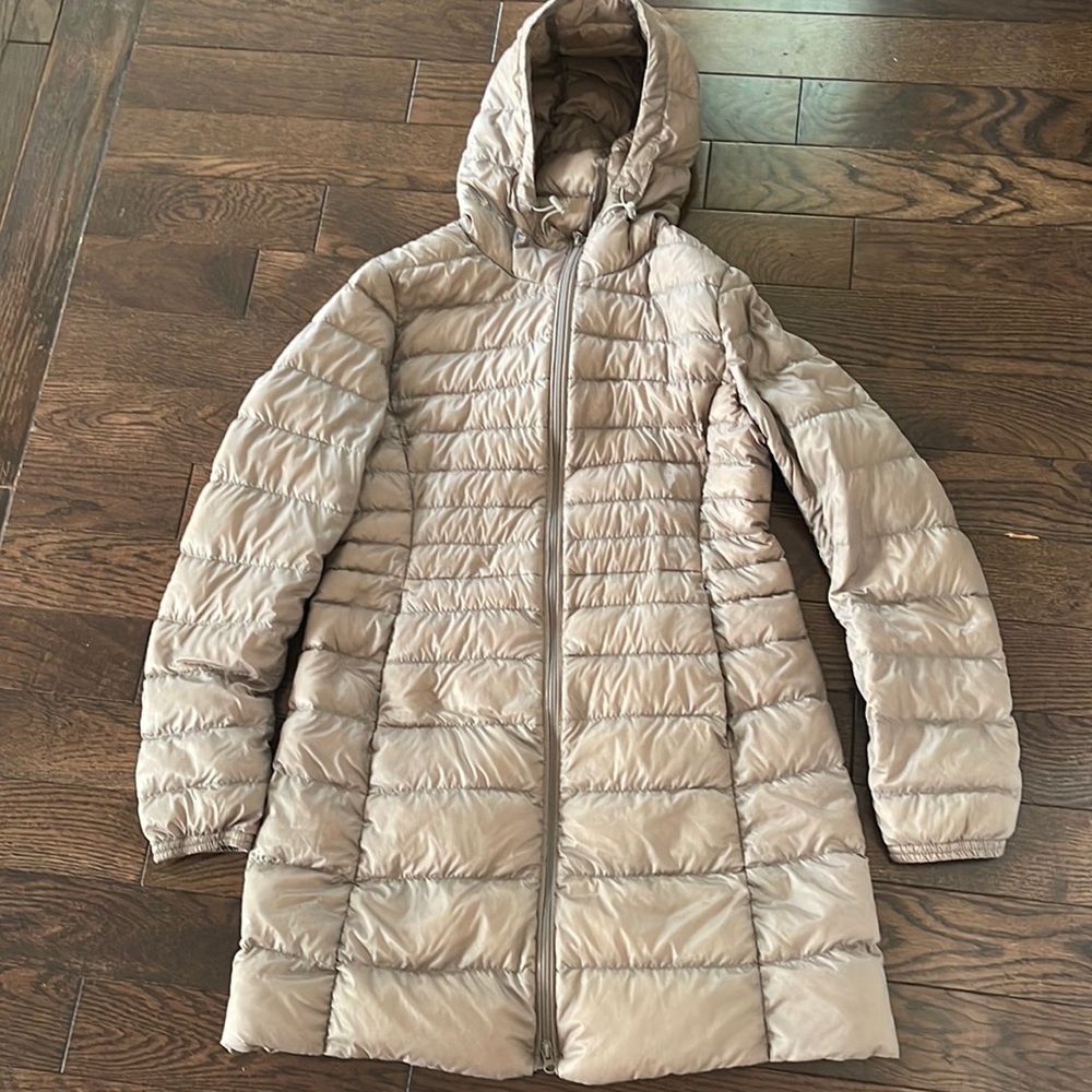 Uniqlo ultra light long down parka size M